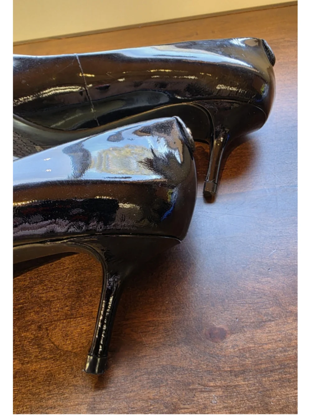 Michael Kors Black Patent Leather Pointed Toe MK Flex Kitten Heel Sz 7